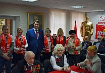 На круглом столе в Туле, посвященном годовщине Великого Октября, выступили Николай Арефьев и Сергей Удальцов