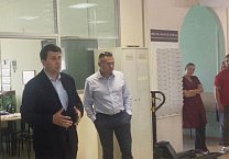 Олег Лебедев провел встречу с рабочими в городе Покров Владимирской области Олег Лебедев провел встречу с рабочими в городе Покров Владимирской области