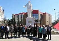 Тульский обком партии отметил День рождения В.И. Ленина массовыми возложениями и субботниками по всему региону