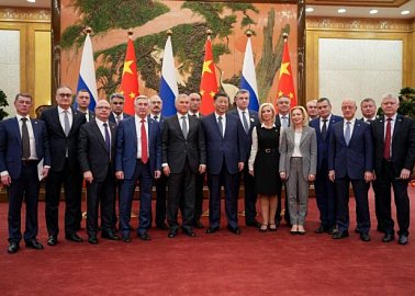 Иван Мельников принял участие во встрече с Си Цзиньпином