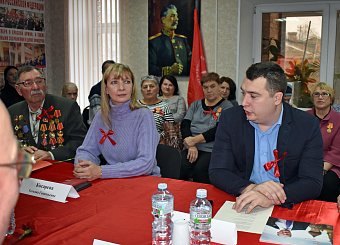На круглом столе в Туле, посвященном годовщине Великого Октября, выступили Николай Арефьев и Сергей Удальцов