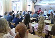 В Алексине ветераны комсомола провели встречу со школьниками 