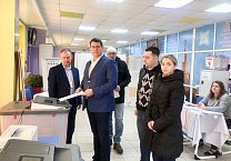 17 марта первый секретарь Тульского обкома КПРФ Алексей Лебедев проголосовал на избирательном участке 2423 в школе N45 в городе Туле