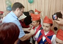В Тульской области коммунисты продолжают массовый приём школьников в пионеры В Тульской области коммунисты продолжают массовый приём школьников в пионеры