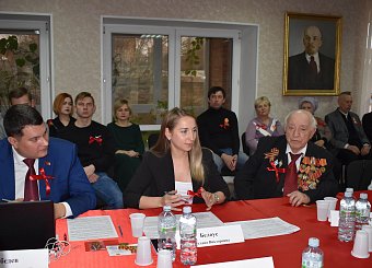 На круглом столе в Туле, посвященном годовщине Великого Октября, выступили Николай Арефьев и Сергей Удальцов