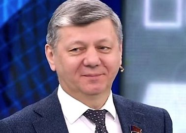 Дмитрий Новиков: итоги парламентских выборов показали, что французы выступают за мир