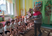 Ефремовский ГК КПРФ провёл тематическую беседу "Детям о Ленине" Ефремовский ГК КПРФ провёл тематическую беседу "Детям о Ленине"