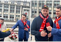 Тульский обком партии отметил День рождения В.И. Ленина массовыми возложениями, субботниками и Ленинскими уроками Тульский обком партии отметил День рождения В.И. Ленина массовыми возложениями, субботниками и Ленинскими уроками