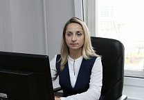 Депутат-коммунист, заместитель председателя комитета по государственному строительству, безопасности и местному самоуправлению Тульской областной Думы Светлана Белоус приняла участие в «правительственном часе» в формате видеоконференцсвязи