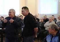 Олег Лебедев провел встречу с водителями скорой помощи в Рязани Олег Лебедев провел встречу с водителями скорой помощи в Рязани