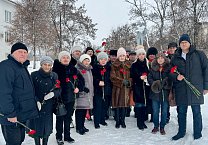 Тульские коммунисты почтили память В.И. Ленина Тульские коммунисты почтили память В.И. Ленина