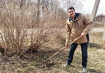 Тульские коммунисты проводят ленинские субботники по всему региону. Тульские коммунисты проводят ленинские субботники по всему региону.