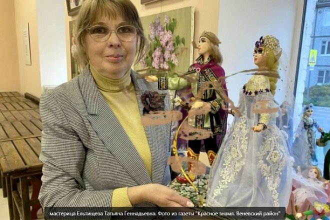 Венёвская умелица - сторонница КПРФ изготавливает эксклюзивных кукол