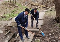 В Туле силами коммунистов приведена в порядок территория вокруг Серебровского родника В Туле силами коммунистов приведена в порядок территория вокруг Серебровского родника