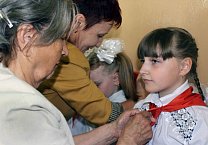 Школьники Ефремова вступают в пионеры