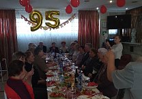 Заокский райком КПРФ поздравляет с 95-летним юбилеем ветерана партии Марию Михайловну Кузьмину 