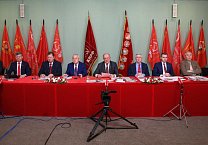 «Коммунисты - на переднем крае борьбы с фашизмом и несправедливостью!» Состоялось Общероссийское открытое партийное собрание «Коммунисты - на переднем крае борьбы с фашизмом и несправедливостью!» Состоялось Общероссийское открытое партийное собрание