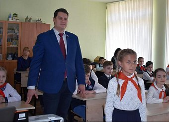 Тульские пионеры пообщались с космонавтом Еленой Серовой