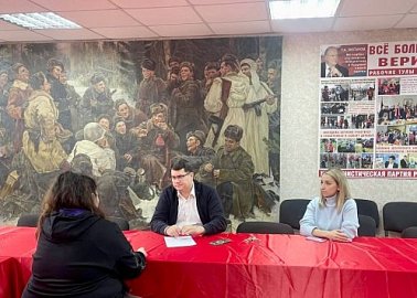 Тульские коммунисты помогли отстоять права семьи участника СВО