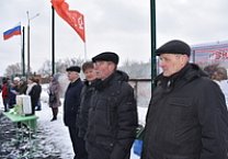 Веневский райком КПРФ выступил генеральным спонсором турнира по хоккею на снегу имени политрука Поликарпова