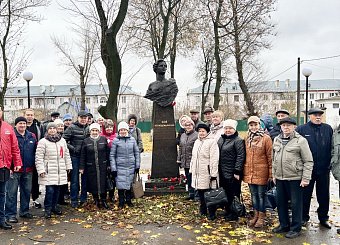 Тульские коммунисты достойно отметили День комсомола Тульские коммунисты достойно отметили День комсомола