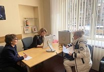 Депутат Тульской городской Думы от КПРФ Елена Чекан провела личный прием граждан Депутат Тульской городской Думы от КПРФ Елена Чекан провела личный прием граждан