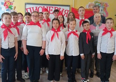 В Тульской области продолжается приём школьников в пионеры