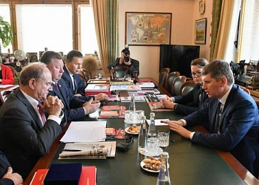 Министр экономического развития М.Г. Решетников встретился с депутатской фракцией КПРФ в Госдуме