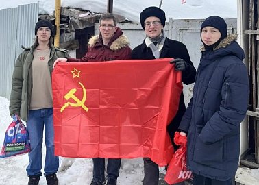 "КРАСНОЕ ЗНАМЯ - ЗНАМЯ ВЕЛИКИХ ПОБЕД!"