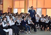 Тульский обком КПРФ организовал для школьников видеомост с космонавтом Олегом Новицким
