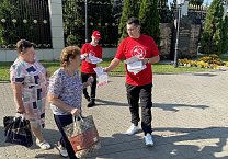 Алексей Лебедев возглавляет рейды КПРФ по раздаче партийных газет в Туле Алексей Лебедев возглавляет рейды КПРФ по раздаче партийных газет в Туле