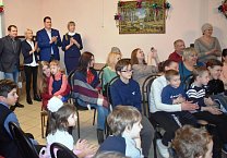 Тульские коммунисты поздравили детей с наступающим Новым годом Тульские коммунисты поздравили детей с наступающим Новым годом