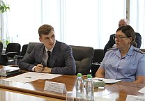 Алексей Лебедев провел очередное заседание Комитета по местному самоуправлению Тульской областной Думы Алексей Лебедев провел очередное заседание Комитета по местному самоуправлению Тульской областной Думы