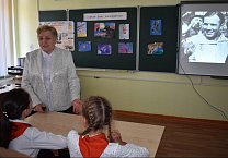 Тульские пионеры пообщались с космонавтом Еленой Серовой