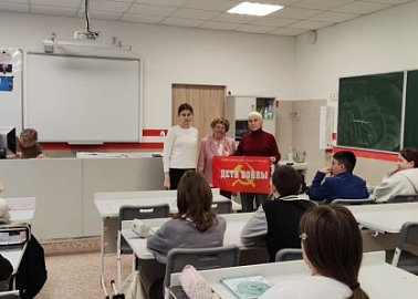 Ефремовский ГК КПРФ проводит серию патриотических уроков к 84-ой годовщине освобождения г.Ефремова от немецких захватчиков в школах района