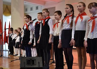 100-летие Красной Армии и 25-летие воссоздания Компартии. 100-летие Красной Армии и 25-летие воссоздания Компартии.