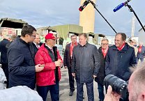 Тульский обком КПРФ принял участие в формировании и отправке 145-го гуманитарного конвоя КПРФ