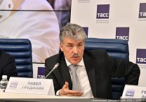 Павел Грудинин: Люди должны жить, а не выживать! Павел Грудинин: Люди должны жить, а не выживать!