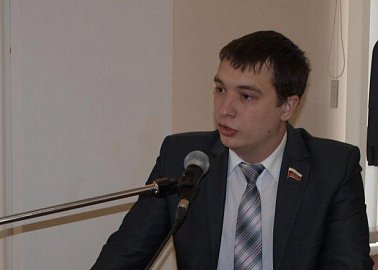 Коммунисты в авангарде работы по патриотическому воспитанию молодежи.