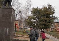 Субботник в Веневе по советской традиции 