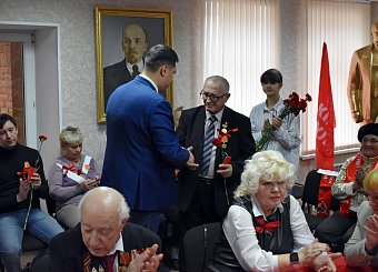 На круглом столе в Туле, посвященном годовщине Великого Октября, выступили Николай Арефьев и Сергей Удальцов