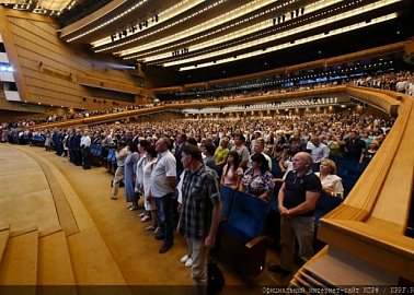 Геннадий Зюганов принял участие в открытии XXII международного Конгресса Апиславии