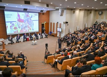 «От достижений в спорте – к победе на выборах!». Состоялось заседание фракции КПРФ в Госдуме 13 января