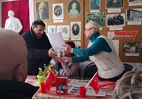 Ефремовские коммунисты провели торжественное собрание в честь 32-й годовщины возрождения Коммунистической партии Российской Федерации Ефремовские коммунисты провели торжественное собрание в честь 32-й годовщины возрождения Коммунистической партии Российской Федерации