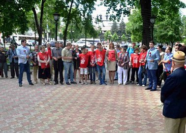 Тульский обком партии отметил День русского языка.