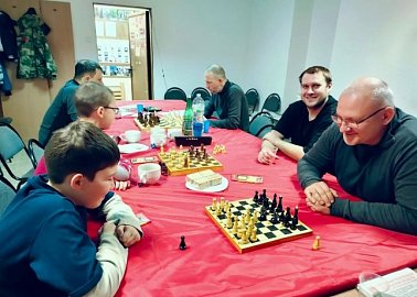 В Пролетарском райкоме состоялся товарищеский шахматный турнир имени В.А. Стародубцева