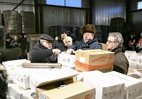 Г.А. Зюганов: «Помогали, и будем помогать своим друзья на Донбассе» Г.А. Зюганов: «Помогали, и будем помогать своим друзья на Донбассе»