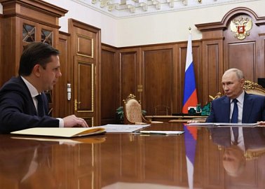 Состоялась встреча Владимира Путина с губернатором Орловской области Андреем Клычковым