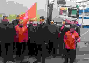 Тульский обком Компартии отправил очередную гуманитарную помощь в Новороссию.
