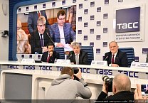 Павел Грудинин: Люди должны жить, а не выживать! Павел Грудинин: Люди должны жить, а не выживать!